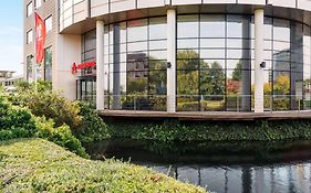 AMEDIA Hotel Amsterdam Airport